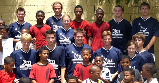 Fußball mit den Kindern